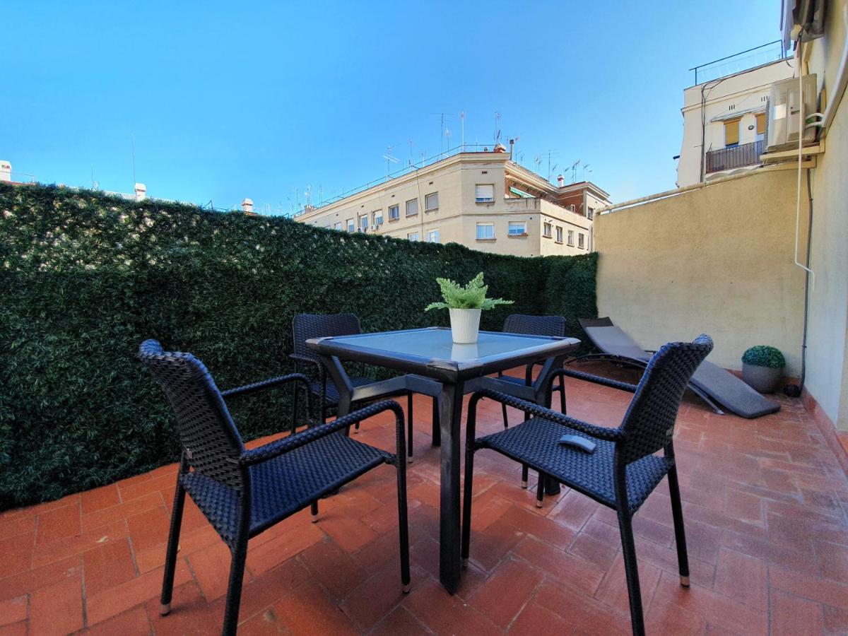 Penthouse In Sagrada Familia Apartment Barcelona Ngoại thất bức ảnh