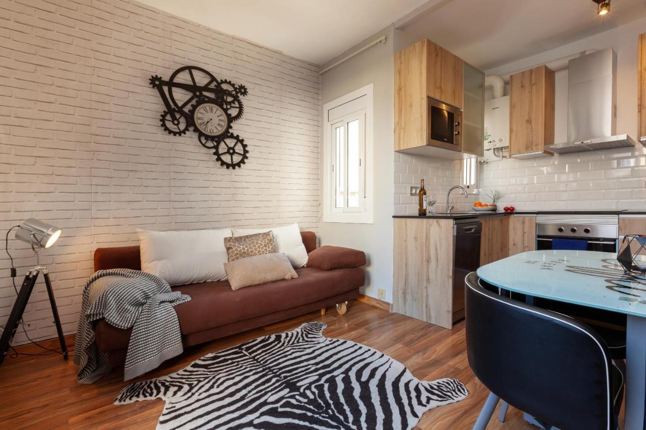 Penthouse In Sagrada Familia Apartment Barcelona Ngoại thất bức ảnh