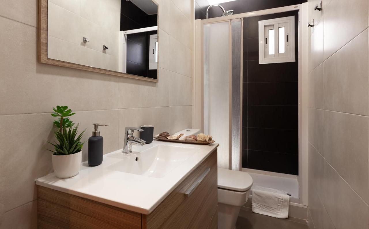 Penthouse In Sagrada Familia Apartment Barcelona Ngoại thất bức ảnh