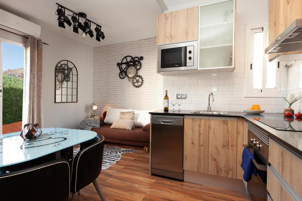 Penthouse In Sagrada Familia Apartment Barcelona Ngoại thất bức ảnh