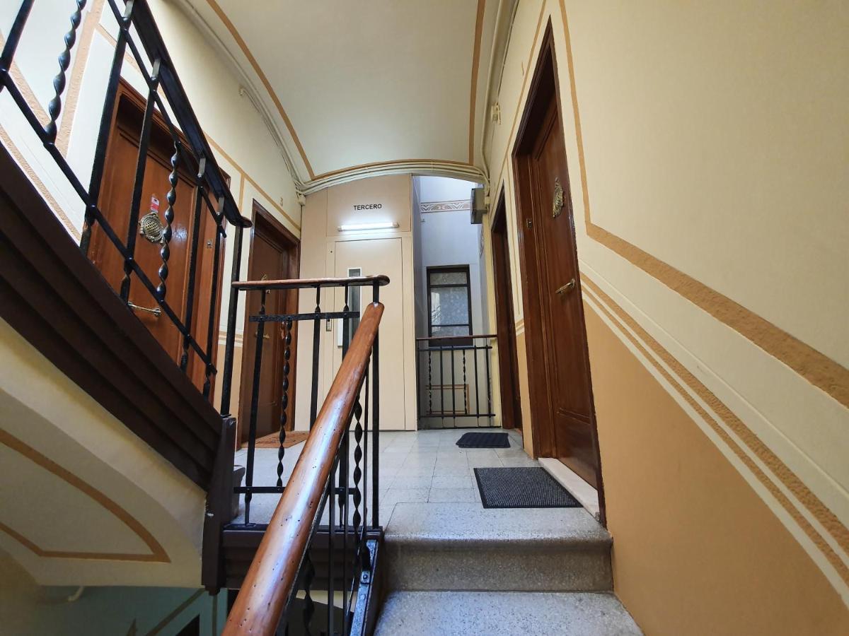Penthouse In Sagrada Familia Apartment Barcelona Ngoại thất bức ảnh
