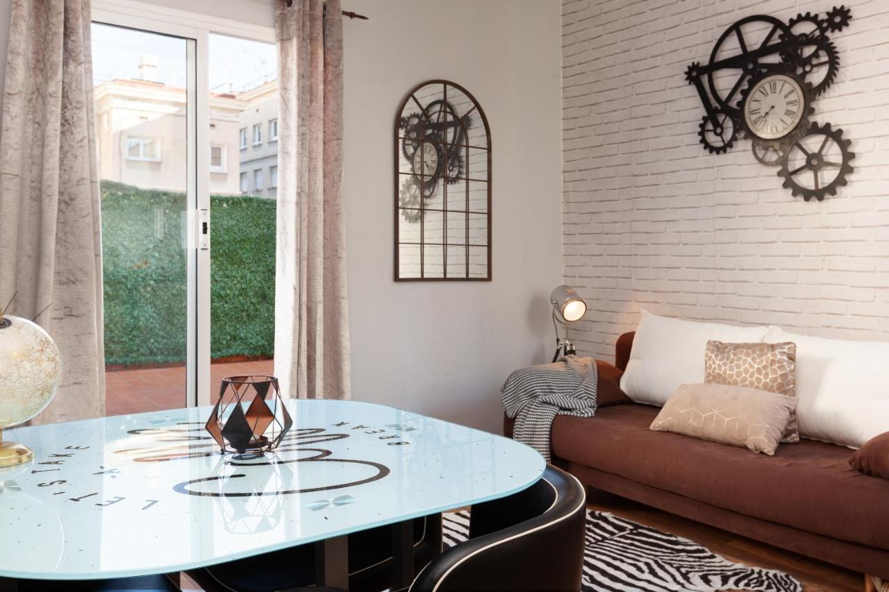 Penthouse In Sagrada Familia Apartment Barcelona Ngoại thất bức ảnh
